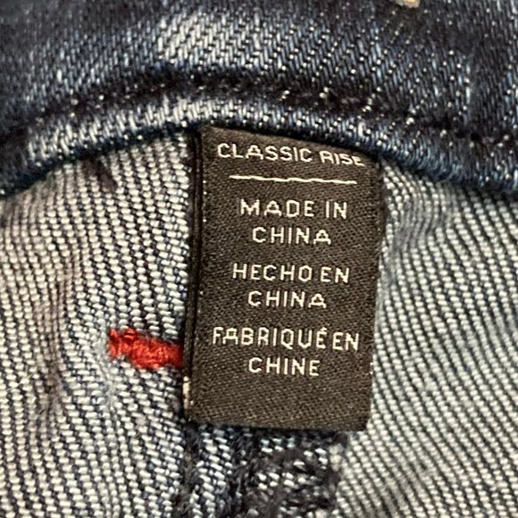 WHBM Skinny Ankle Jeans with Ankle Button Detailing - Size: 0 - Picture 15 of 16